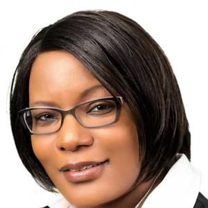 Meet your Posher, Andrea r